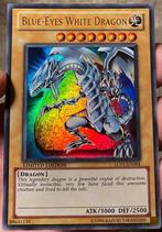 Yu-Gi-Oh! Blue Eyes White Dragon LC01 Limited 1996 Print !, Verzenden, Zo goed als nieuw, Losse kaart, Foil