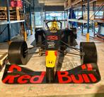 Formule 1 Raceauto L 5.30 x B 2.20m. Ware grootte. TE KOOP, Ophalen, Zo goed als nieuw