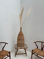 Vintage Rotan Bijzettafel met Glazen Blad, Huis en Inrichting, Tafels | Salontafels, Ophalen, Gebruikt, 50 tot 100 cm, Rond