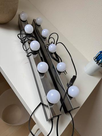 2 spiegel wand lampen - Modern Design (voor makeuptafel) beschikbaar voor biedingen