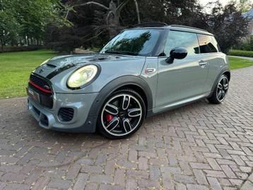 Mini 2.0 John Cooper Works S 231PK Pano Headup 3D 2016 Grijs beschikbaar voor biedingen