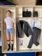 Fashion insider Silkstone Ken Barbie, Verzamelen, Poppen, Ophalen of Verzenden, Zo goed als nieuw, Pop