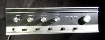 Zeldzame Roland 100-amp stereo versterker met losse speakers beschikbaar voor biedingen