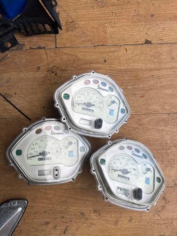 Vespa LX Tellers - Set van 3 beschikbaar voor biedingen