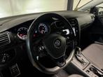 Volkswagen GOLF 1.5 TSI Highline PANO CAM PDC, Stof, 4 cilinders, 150 pk, Bedrijf
