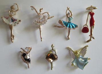 Broches van Dames beschikbaar voor biedingen