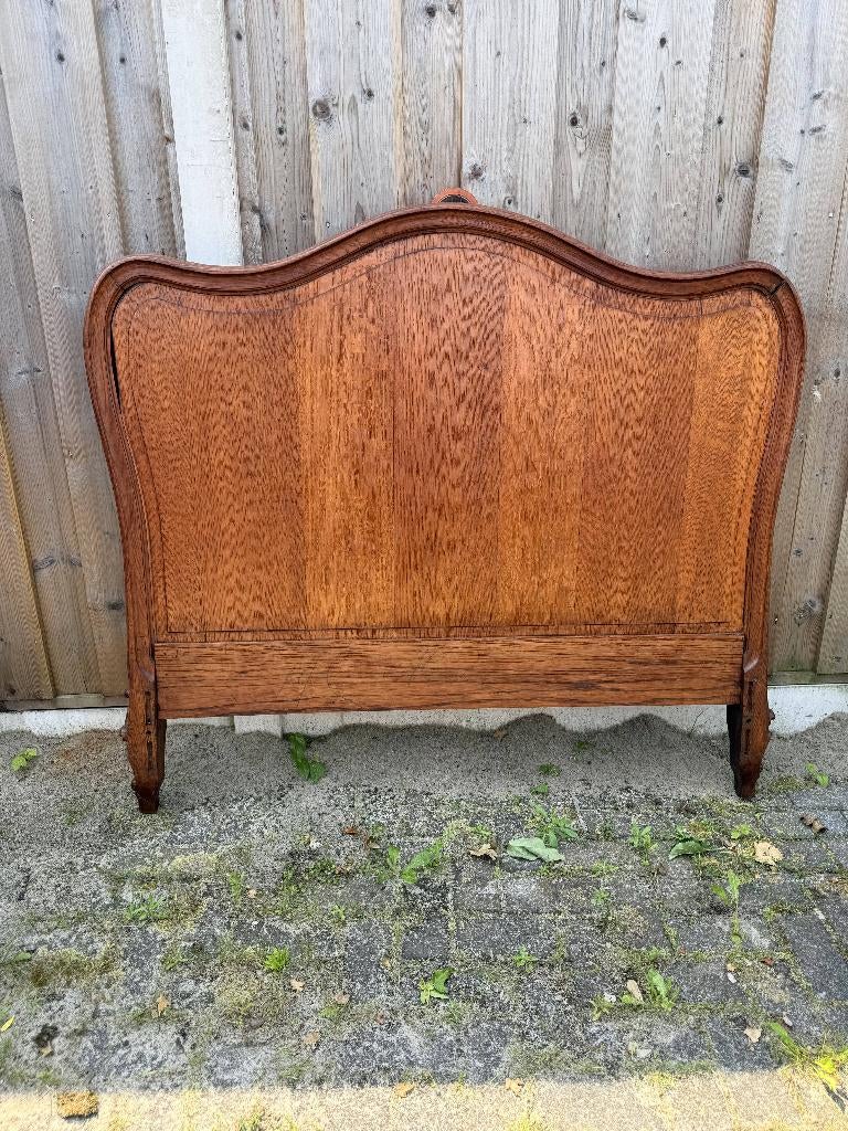 Antiek Frans tweepersoonsbed in Louis XV-stijl, eikenhout., Ophalen