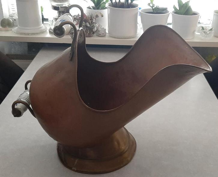 Grote antieke helmkit met Delftsblauwe handvaten, Antiek en Kunst, Antiek | Koper en Brons, Ophalen of Verzenden