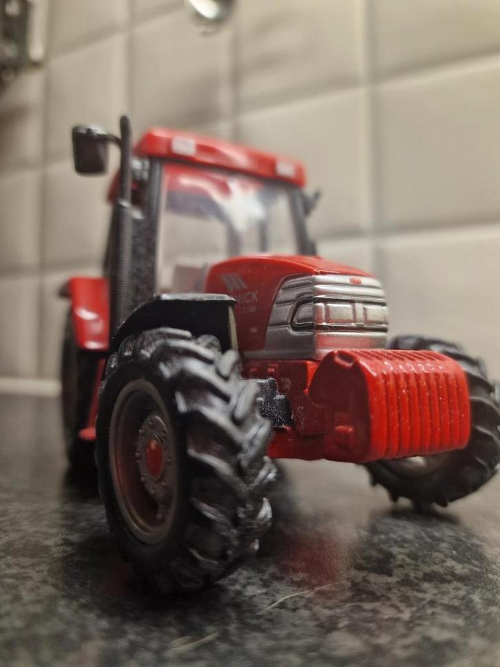 McCormick C100 1:32 - Nieuwstaat!, Hobby en Vrije tijd, Modelauto's | 1:32, Nieuw, Tractor of Landbouw, Overige merken, Ophalen of Verzenden