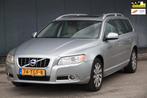 Volvo V70 1.6 T4 Limited Edition Elek-Dak/Xenon/Parkeersenso, Gebruikt, 4 cilinders, Grijs, 1600 kg