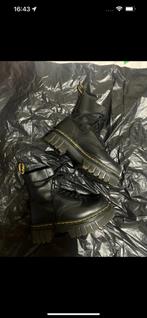 Dr martens, Ophalen of Verzenden, Zo goed als nieuw, Zwart