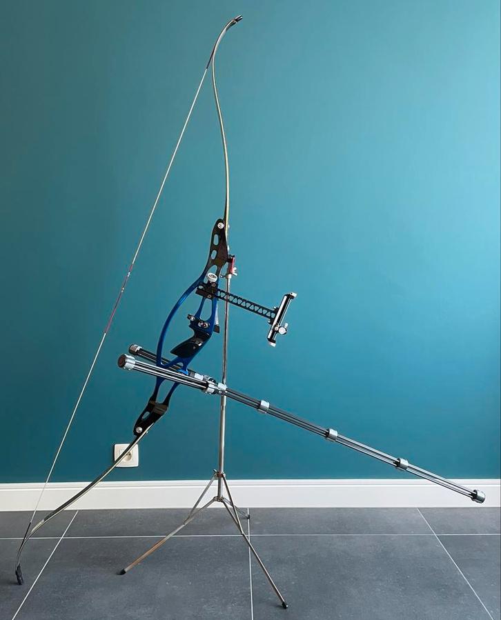 Hoyt Vector Recurve Boog - 28 IBS, Sport en Fitness, Handboogschieten, Gebruikt, Recurveboog, Ophalen of Verzenden