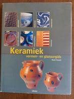 Keramiek Vormen en glazuurgids ., Boeken, Hobby en Vrije tijd, Ophalen of Verzenden, Zo goed als nieuw, Overige onderwerpen