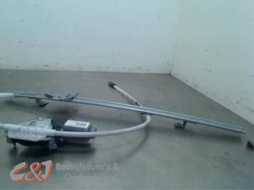 Ruitmechaniek 2Deurs links-voor van een Renault Master beschikbaar voor biedingen