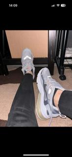 Nike, Kleding | Dames, Schoenen, Ophalen, Nike, Grijs, Sneakers of Gympen
