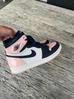 Nike Air Jordan 1 retro high atmosphere maat 38, Kleding | Dames, Schoenen, Overige kleuren, Verzenden, Nike, Sneakers of Gympen