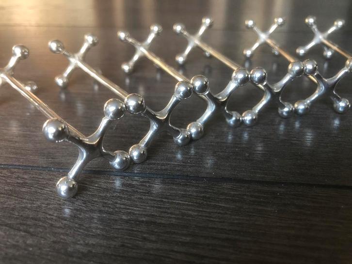 Verzilverde messenleggers, Huis en Inrichting, Keuken | Keukenbenodigdheden, Gebruikt, Ophalen of Verzenden