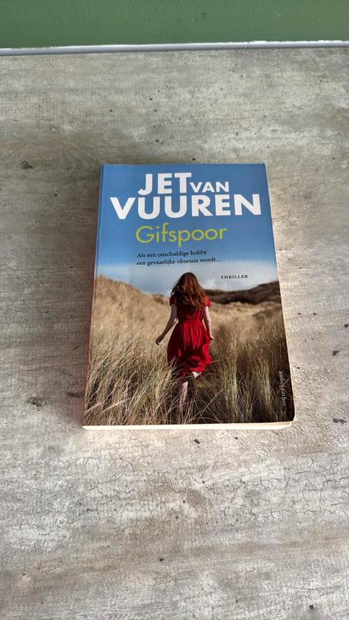 Jet van Vuuren - Gifspoor - special Reefman, Boeken, Thrillers, Zo goed als nieuw, Nederland, Ophalen of Verzenden