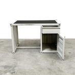 Stalen bureau in container uitvoering. info in beschrijving., Ophalen, Gebruikt, The haystack, Info@thehaystack.nl