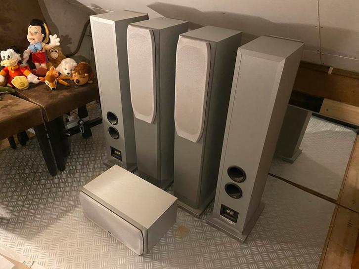 Elac FS 57 Zuilluidsprekers + CC 51 Centerspeaker, Audio, Tv en Foto, Luidsprekers, Gebruikt, Complete surroundset, 60 tot 120 watt