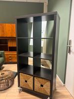 IKEA KALLAX kast met rieten manden en wieltjes, Ophalen, Met plank(en), Kunststof, Gebruikt