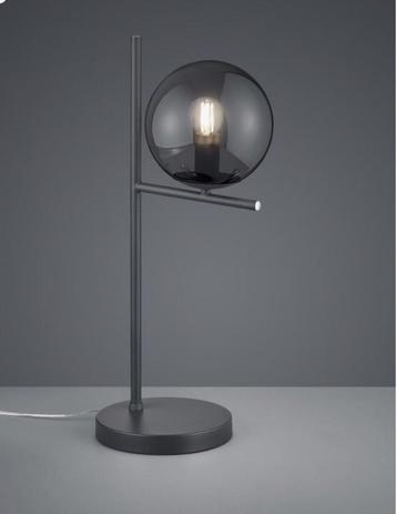 Tafellamp beschikbaar voor biedingen