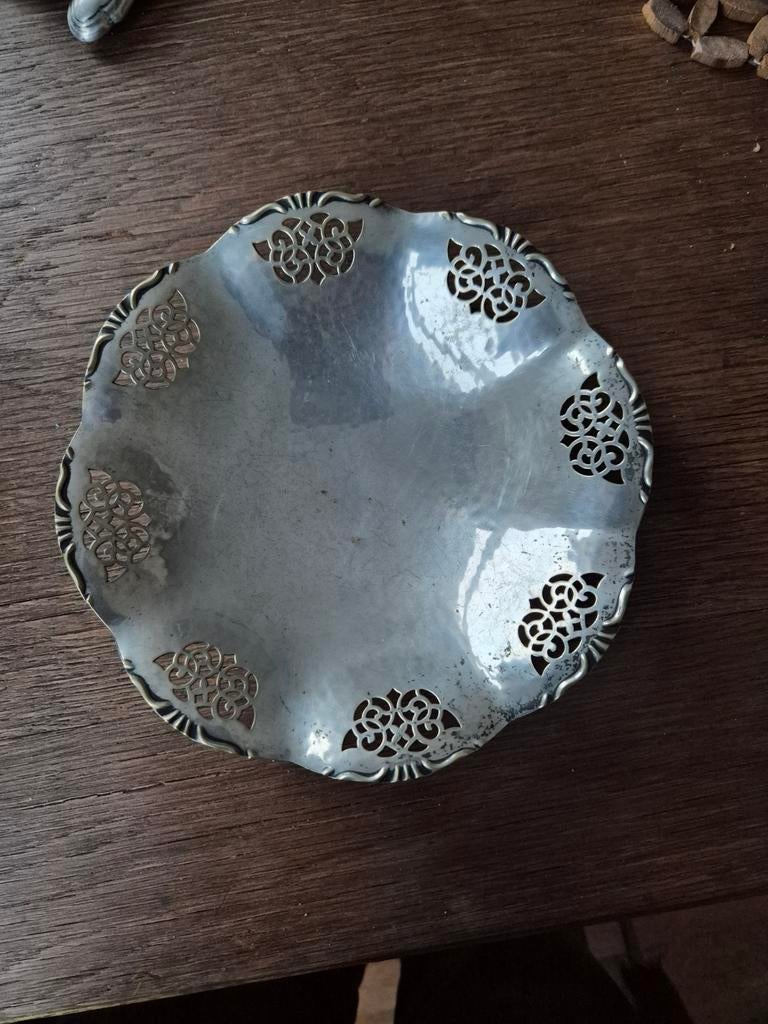 Zilveren schaal met opengewerkt rand, Ophalen of Verzenden