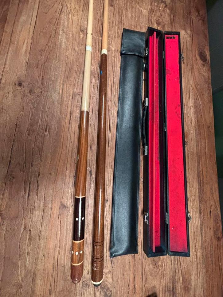 Twee keer pool /biljart keu. Buffalo pro, Sport en Fitness, Biljarten en Poolen, Gebruikt, Keu of Ballen, Ophalen of Verzenden