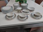 Villeroy & boch troubadour vintage serviesgoed zie omschr, Antiek en Kunst, Antiek | Servies compleet, Ophalen