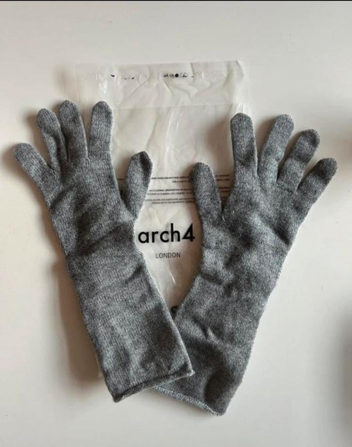 Arch4 premium light grey cashmere hand gloves one size NEW, Kleding | Dames, Mutsen, Sjaals en Handschoenen, Nieuw, Handschoenen