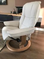 Relaxfauteuil  van stressless met hocker (mayfair), Ophalen, Nieuw, 75 tot 100 cm, Hout
