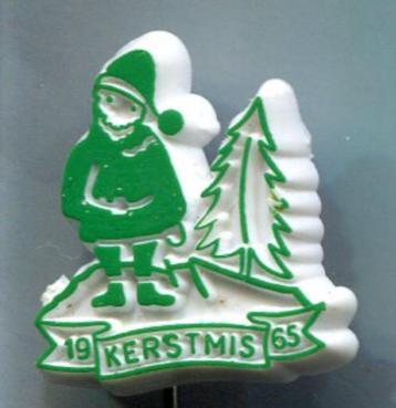 Kerstmis 1965 groen op wit plastic speldje ( P_129 ) beschikbaar voor biedingen