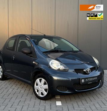 Toyota Aygo 1.0 12V 5DRS | CarPlay | 2e Eig | Dealer onderh. beschikbaar voor biedingen