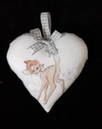 nieuw- kasthanger/ hartje Bambi wit toile grijs (B), Kinderen en Baby's, Kinderkamer | Inrichting en Decoratie, Ophalen of Verzenden