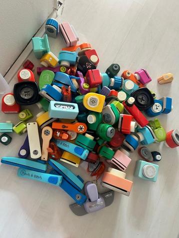 Bijna 100 diverse ponsen!! beschikbaar voor biedingen