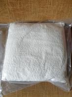 Teddy stof kussens.  Rond of vierkant   2 kleuren, Huis en Inrichting, Woonaccessoires | Kussens, Ophalen of Verzenden, Nieuw