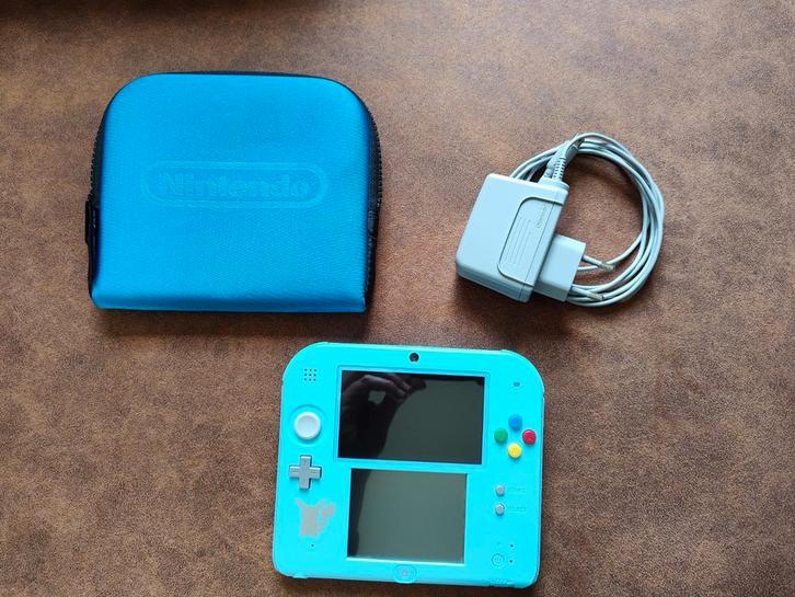 2DS Pokemon Sun editie, prachtige staat incl accessoires, Spelcomputers en Games, Spelcomputers | Nintendo 2DS en 3DS, Zo goed als nieuw
