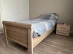 Senoirenbed elektrisch verstelbare bodem met nachtkastje, Ophalen, Verstelbaar, 90 cm, Eenpersoons