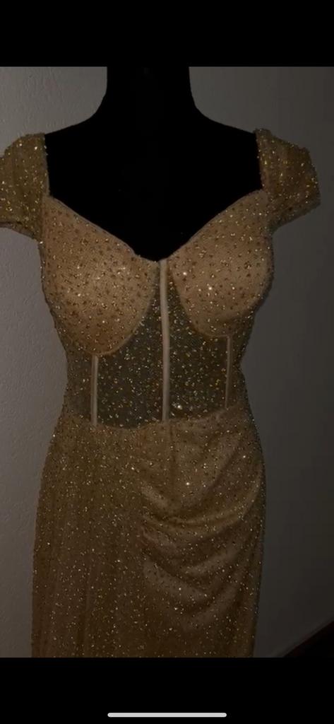 Galajurken, helemaal nieuw, €60,- maten 36,38,40,42,44, Huis en Inrichting, Ophalen of Verzenden, Zo goed als nieuw