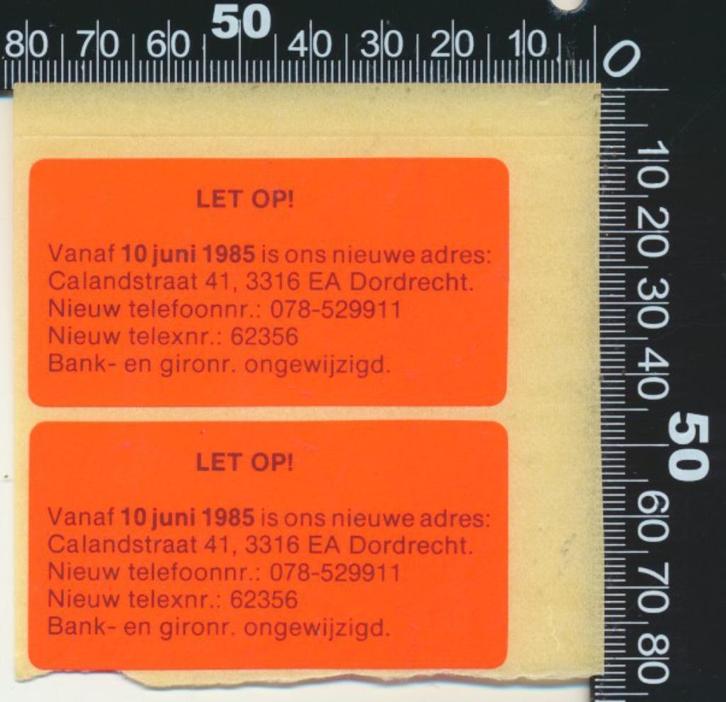 Sticker: Let Op - Nieuw adres - Calandstraat Dordrecht, Verzamelen, Stickers, Zo goed als nieuw, Bedrijf of Vereniging, Ophalen of Verzenden