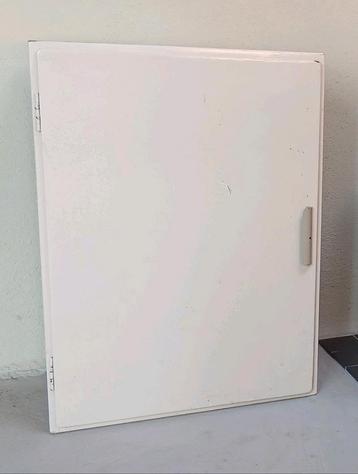 Piet Zwart Keuken Kastje, (Bruynzeel 1938) beschikbaar voor biedingen