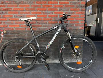 Moutainbike zwart beschikbaar voor biedingen