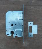 1x Nemef Cilinder Kastslot Grijze Voorplaat met Sluitplaat, Ophalen, Nieuw