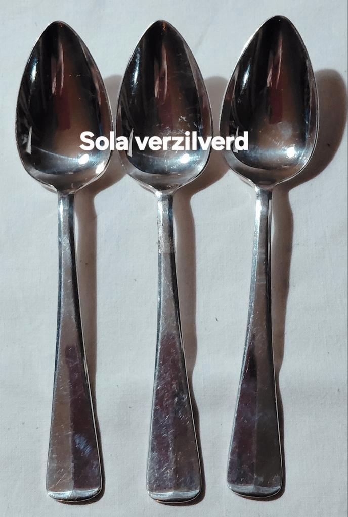 Sola verzilverde lepels signatuur op de eetgedeelte, Antiek en Kunst, Antiek | Bestek, Ophalen of Verzenden