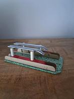 Blikken/metalen hefbrug voor 1:43 modellen  tw75, Antiek en Kunst, Antiek | Speelgoed, Ophalen of Verzenden