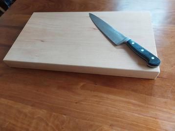 Grote snijplank beschikbaar voor biedingen