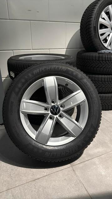 Nieuwe set Volkswagen T-roc winterwielen 16 inch velgen OEM beschikbaar voor biedingen