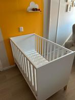 Wit babybedje incl. matras, Ophalen, Zo goed als nieuw, Minder dan 140 cm, Matras
