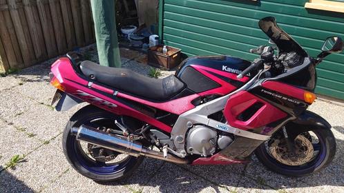 Kawasaki zzr600, rijdend project/opknapper, Motoren, Motoren | Kawasaki, Particulier, Sport, 4 cilinders, Ophalen