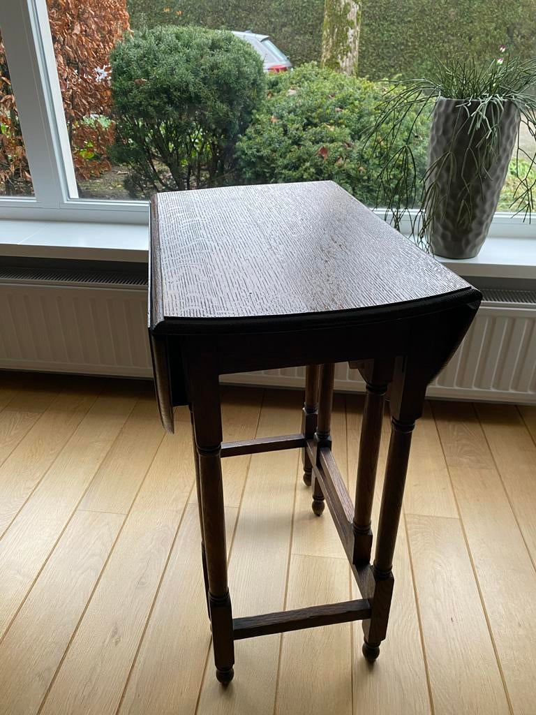 Ovaal eiken inklaptafeltje, Huis en Inrichting, Tafels | Bijzettafels, Ophalen of Verzenden, Gebruikt, Ovaal, Hout